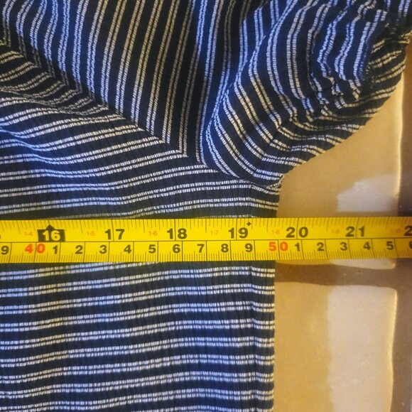 Texture & Thread Madewell - Navy Blue/White Striped Textured Top Size M - Picture 8 of 9